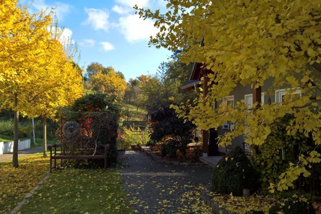 Entspannen Im Gruenen, Ferienwohnung Mit Eigenem Garten Keilberg Esterno foto